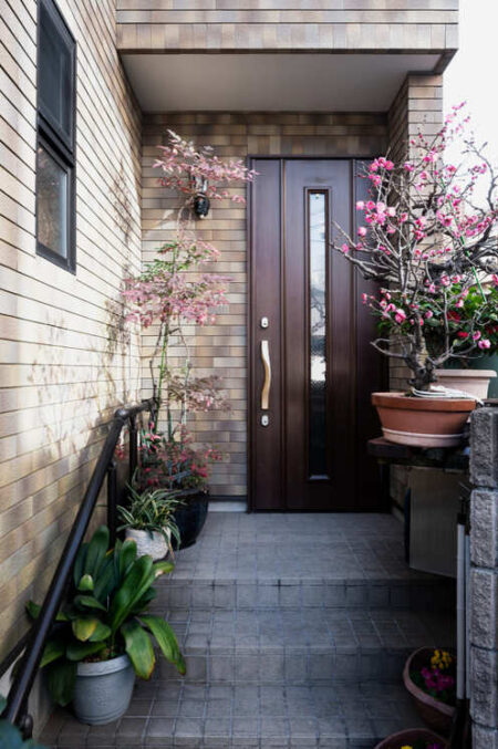 entrée d'une maison extérieure