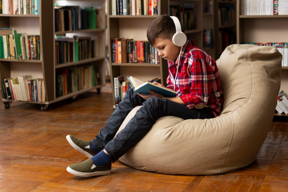 enfant en train de lire
